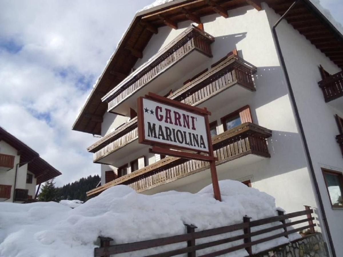 Garni Mariolina Bed and Breakfast Falcade Exteriör bild