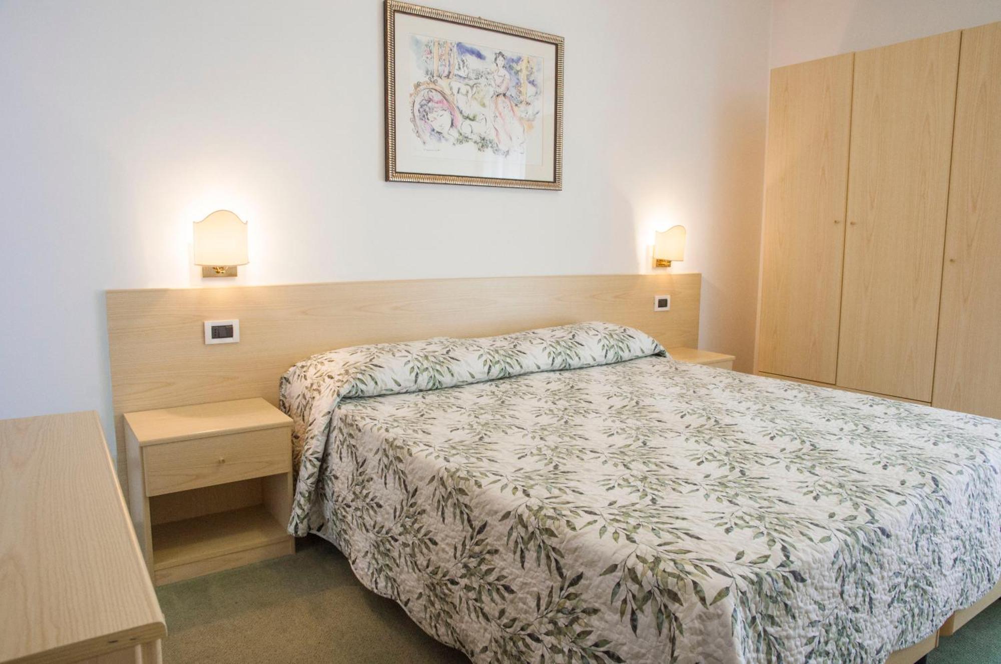 Garni Mariolina Bed and Breakfast Falcade Exteriör bild