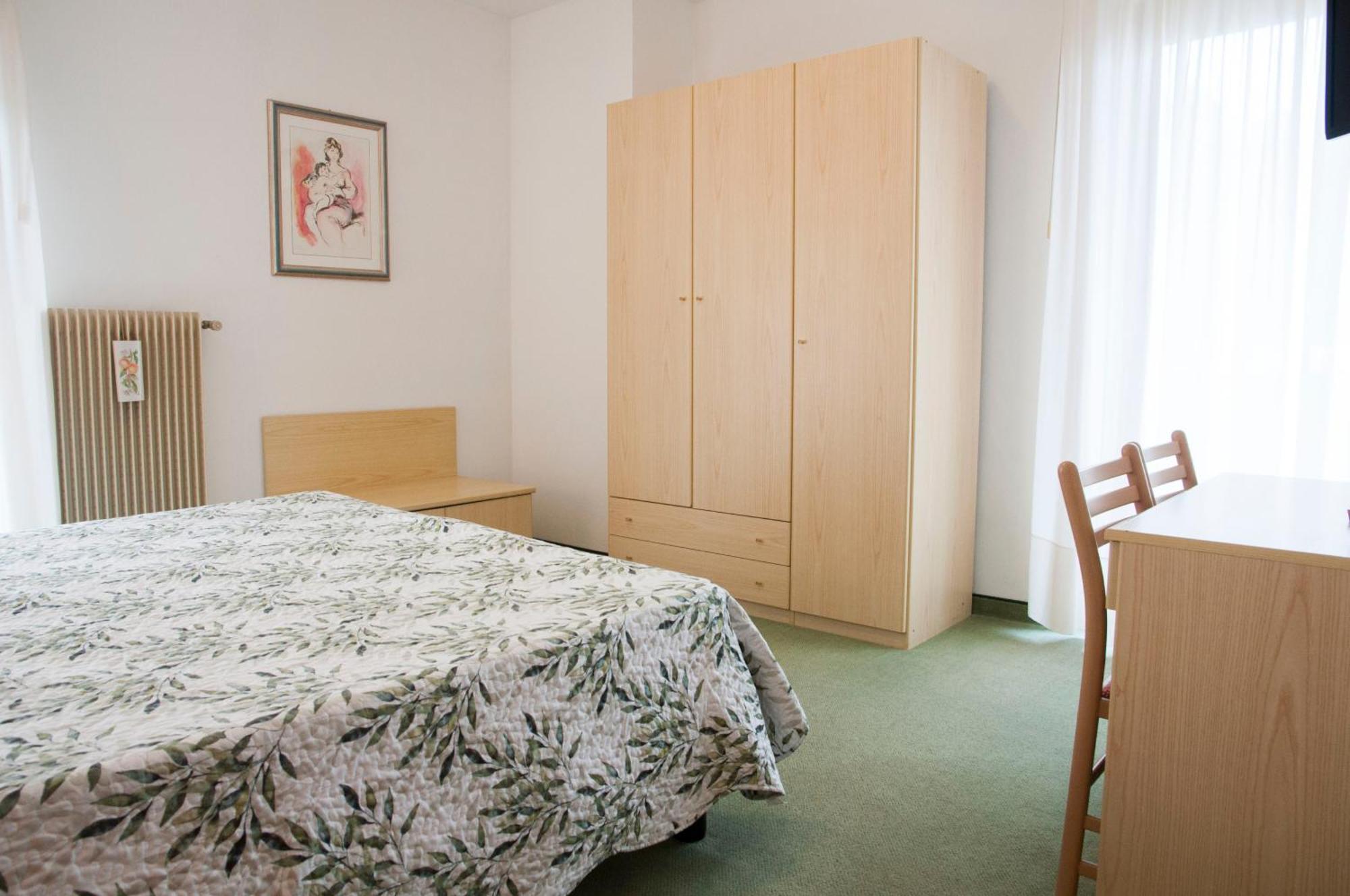 Garni Mariolina Bed and Breakfast Falcade Exteriör bild