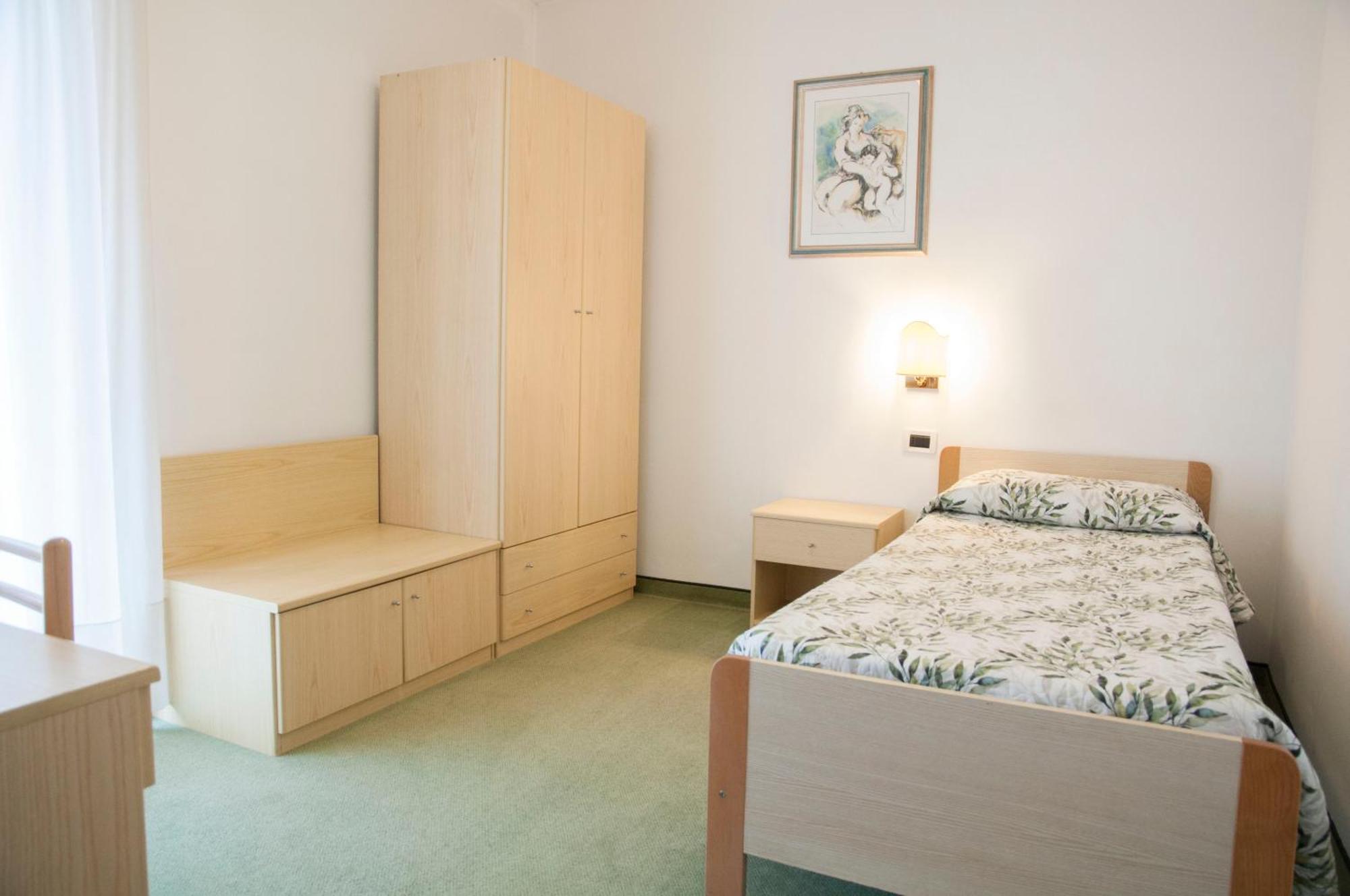 Garni Mariolina Bed and Breakfast Falcade Exteriör bild